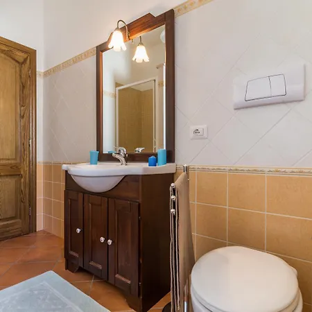 Casa Pineta 1 Apartment *