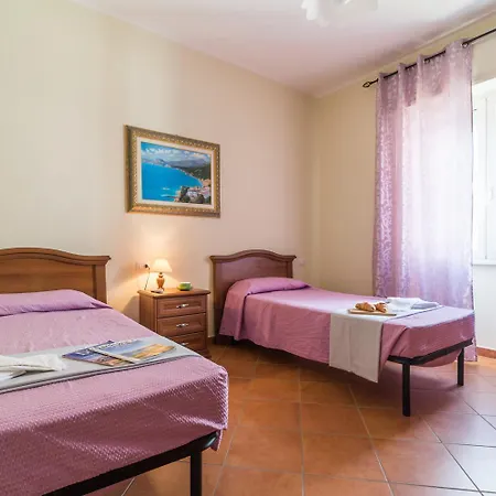 Casa Pineta 1 *